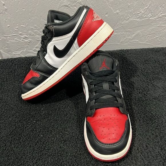 🏀 NIKE AIR JORDAN 1 Low 'Bred Toe' 2023 Shoes Big Kids Sz 4Y - RARE - Excellent - Picture 5 of 12